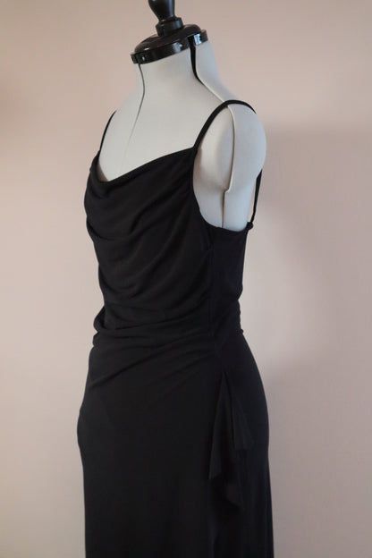 Robe asyméyrique col bénitier